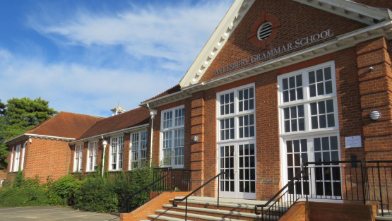 Central building at Aylesbury Grammar School