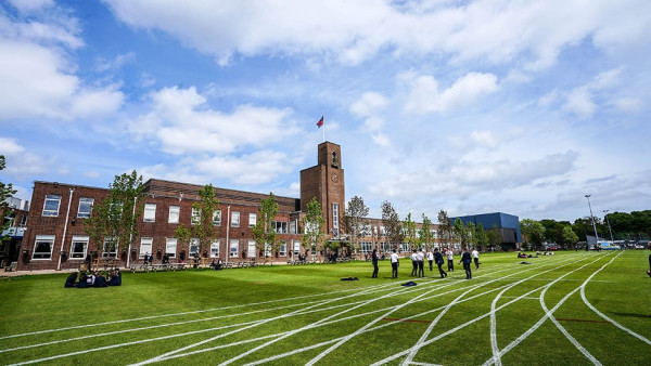 Photo of King Edward VI School (Southampton)