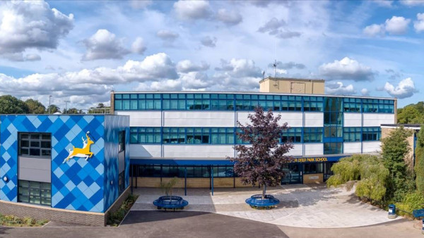 Photo of Cirencester Deer Park School