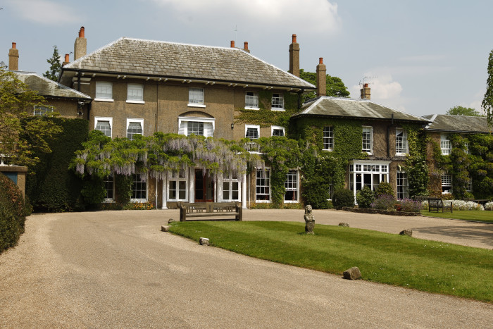 Photo of Edge Grove Preparatory School