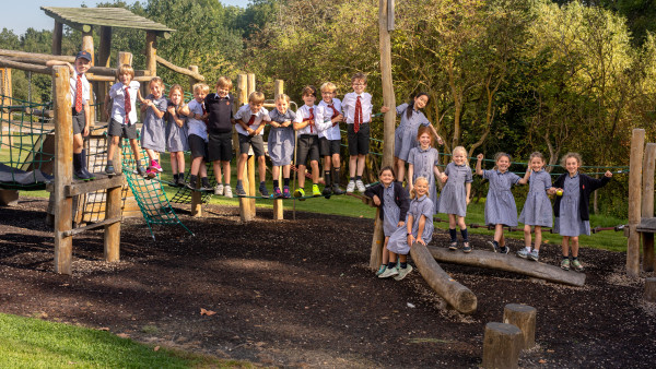 Photo of St Hugh's School, Oxfordshire