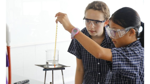 Photo of ESF West Island School 