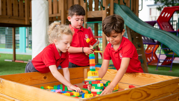 Photo of The English College 